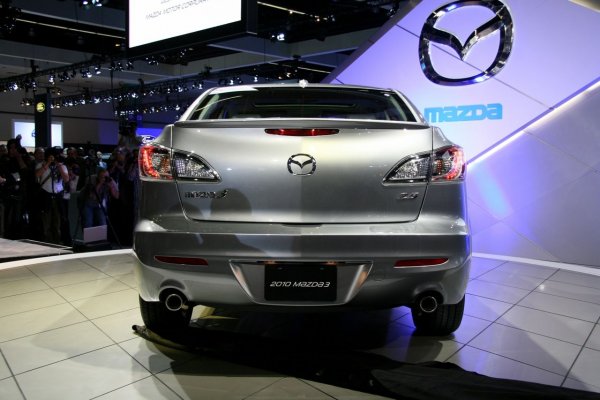 Автосалон Лос Анджелис 2008 / Mazda3 2010
