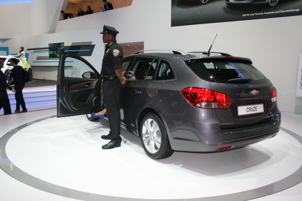 Женева 2012 / Chevrolet Cruze Wagon