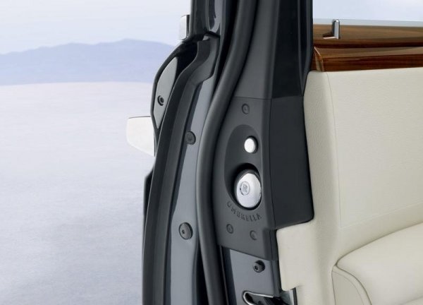 Rolls-Royce Ghost 2010