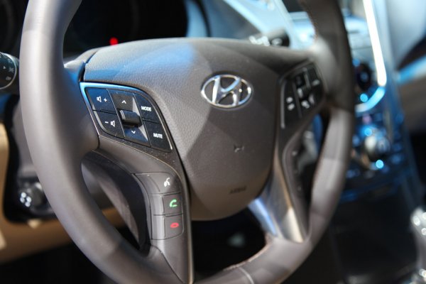 Лос Анджелис 2011 - Hyundai Azera