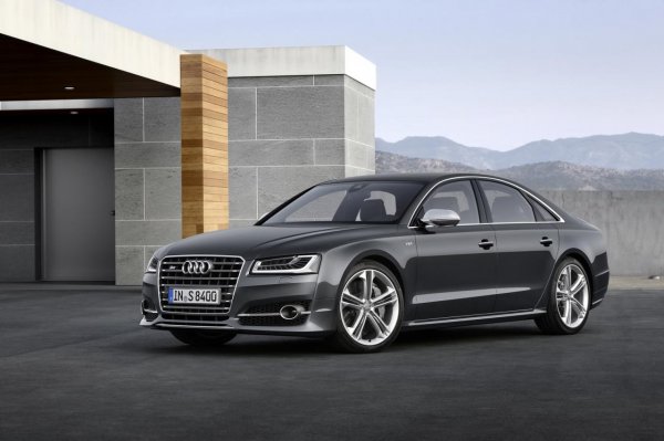 Обновените Audi A8/S8