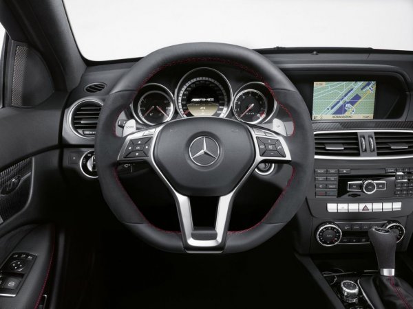 Mercedes-Benz C 63 AMG Coupe Black Series 