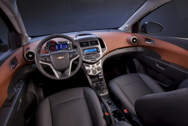 <p>Wards Auto подреди 10-те най-добри автомобилни интериора за 2012 година <br /><br />Chevrolet Sonic</p>