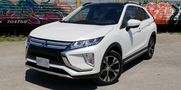 Примерът на Mitsubishi обаче може би е доста по-лош. Японците използваха името на една от спортните си коли на купеобразен средноразмерен кросоувър, решение, което абсолютно никой не хареса. Има много други примери за това и тази тенденция явно няма да спре скоро, тъй като Audi обмисля да върне TT като електрически кросоувър с четири врати.