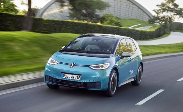 Германската марка залага много на първия представител на ID гамата. Той пък се отплаща с отлични продажби.