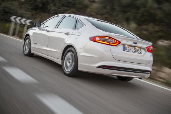  Ford Mondeo Hybrid
