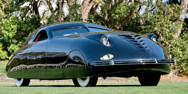 Един от най-красивите автомобили в историята е разработен през 1938 г. от Ръст Хайнц, наследник на компанията за хранителни продукти Heinz, известна най-вече със своя кетчуп. Машината носи името Phantom Corsair, като разчита на двигател Lycoming V8 4,7 с мощност 190 к.с. Купето с 6 места (4 отпред и 2 отзад) е дълго 6 метра, като може да развие 185 км/ч. 

Очакванията са, че Phantom Corsair ще излезе в ограничен тираж, като дори се знае цената му - 12 500 долара. Смъртта на Ръст Хайнц, който загива в автомобилна катастрофа, обаче слага край на проекта.
