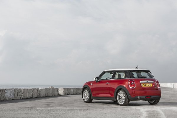 Новото MINI