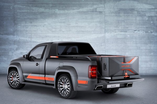 Volkswagen Amarok Power (концептуален модел за фестивала във Вьортерзее)