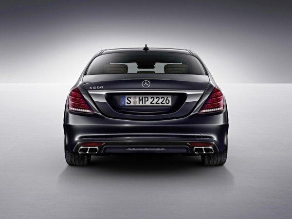 Mercedes S600 