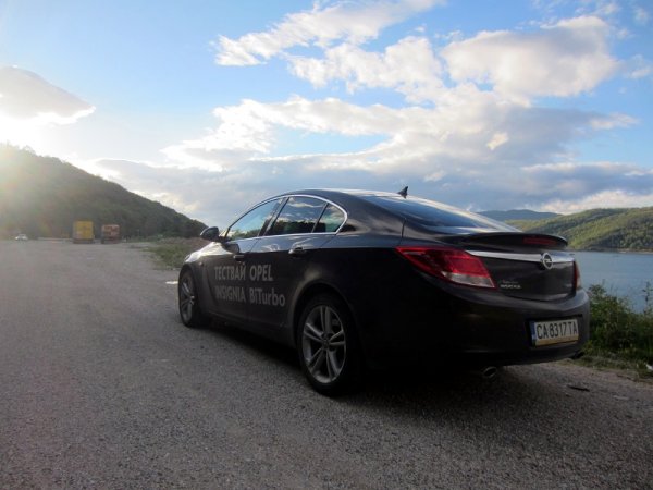 Opel Insignia BiTurbo