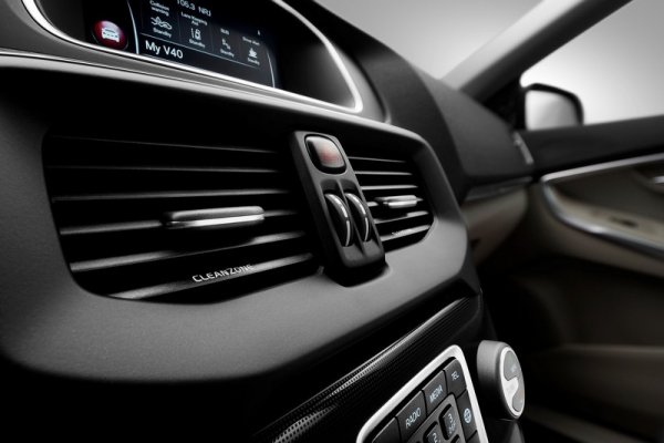 Volvo V40 и V40 Cross Country