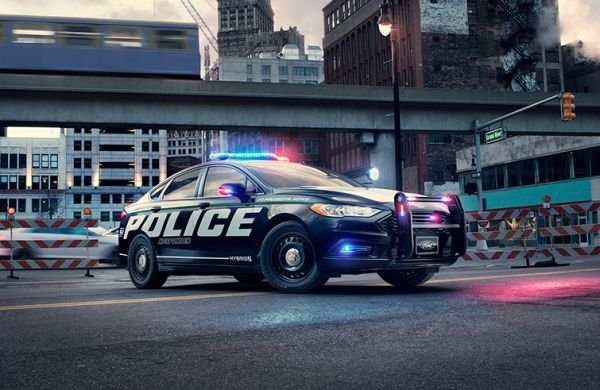 Police Responder Hybrid Sedan 