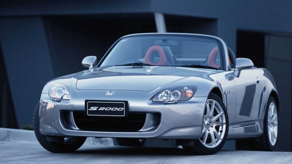 Месечни търсения в Google &ndash; 308 583

Публикация в Intsgram &ndash; 562 063

Хаштаг в Tik Tok &ndash; 132,6 милиона

Крайна оценка &ndash; 9.45