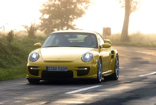 Porshe 911 GT2.