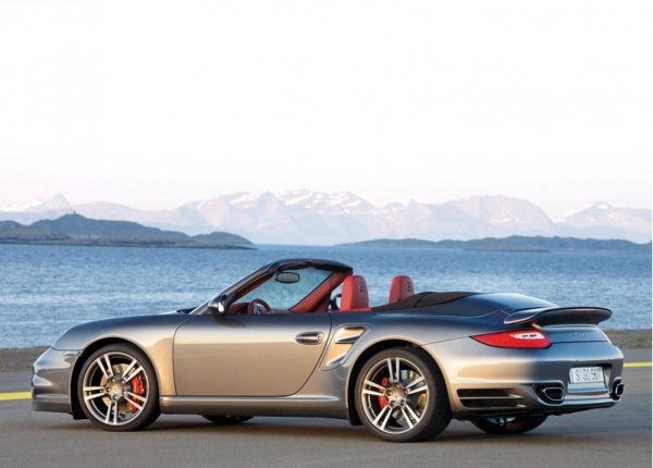Porsche 911 Turbo (2010)