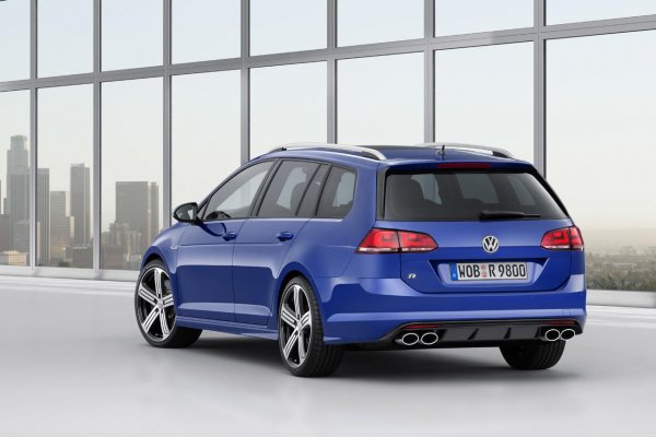 Volkswagen Golf R Variant 