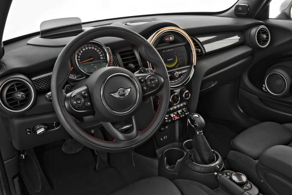 Новото MINI