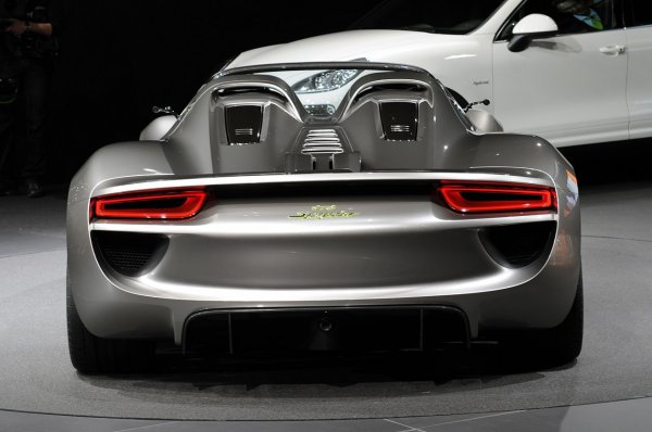 Porsche 918 Spyder concept