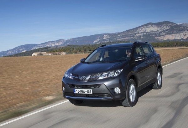 Един от най-популярните кросоувъри &ndash; както като това, така и втора ръка, като това си има логично обяснение. Един обикновен бензинов двигател издържа повече от половин милион км, при условие че маслото се сменя редовно. Шофьорите оценяват положително разхода на гориво и здравото окачване. На пазара втора ръка има екземпляри на повече от 300 000 км, които се купуват веднага, щом се появат.