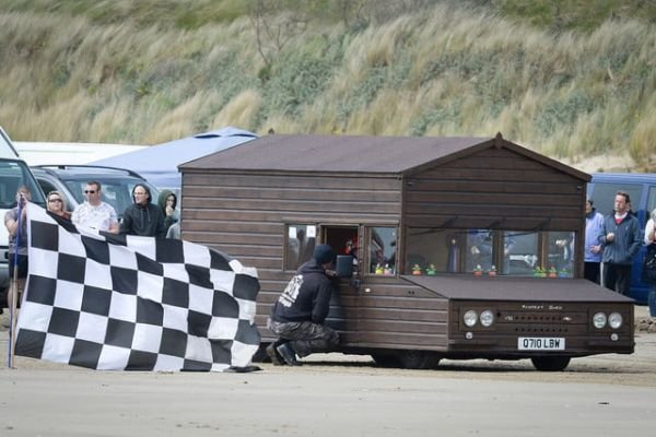 Колиба от Volkswagen Passat