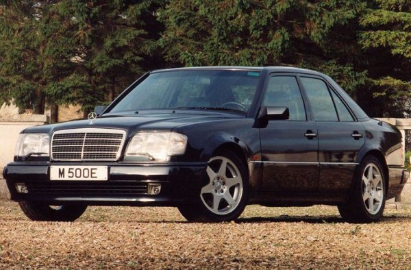 Mercedes-Benz E 500