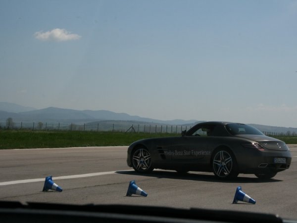 "ОЧАРОВАНИЕ БЕЗ КРАЙ" - ексклузивното роудшоу Mercedes-Benz Star Experience