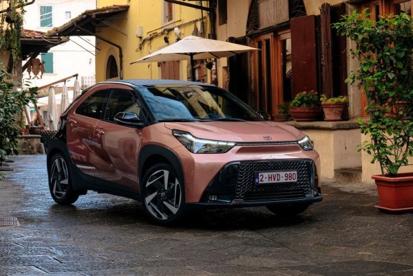 Aygo X - Чехия

Yaris - Франция/Чехия

Yaris Cross - Франция

C-HR - Турция

RAV4 - Япония
