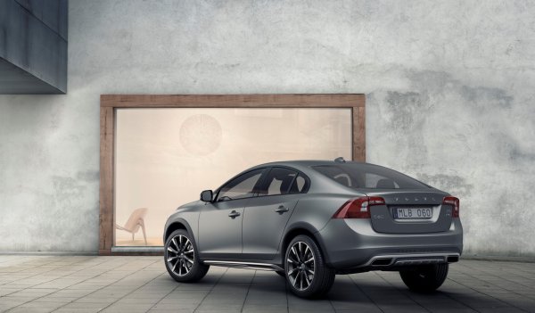 Volvo S60 Cross Country 