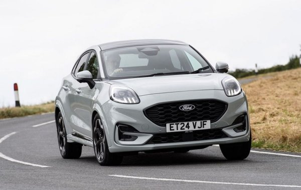 На годишна база: -44% спад

Доста болезнен спад за Ford спрямо онези 402 регистрации за същия период на миналата година, но това можеше да се очаква след спирането на бестселърите Fiesta и Focus. 

Най-популярни модели:
Ford Puma - 46
Ford Kuga - 40
Ford Transit - 38
Ford Ranger - 28
Ford Transit Courier - 23

