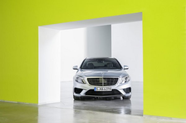 Mercedes-Benz S63 AMG
