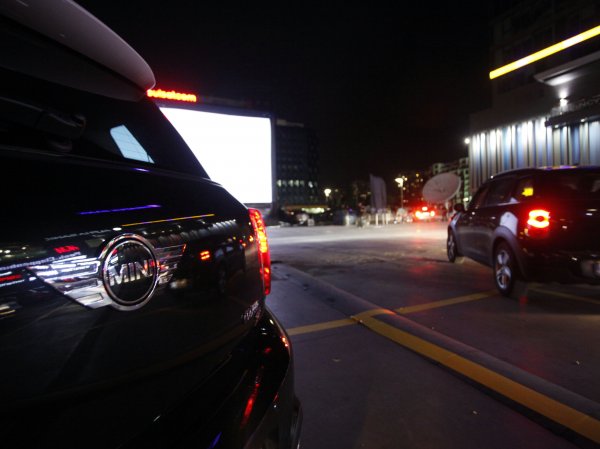 Първото в света автокино само с MINI автомобили