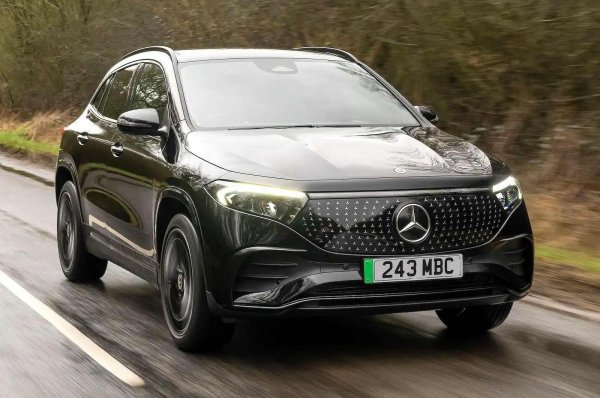 Рейтинг на надеждност: 94.1%

Най-чести дефекти: Климатична система (7%), батерия (7%), каросерия (3%), спирачки (3%), електромотор (3%) и мултимедия/навигация (3%).

Разходи за ремонт: За всички собственици (100%) отстраняването на проблемите е било безплатно.

Време за престой в сервиза: 40% от автомобилите са били готови до края на деня, 10% са останали в сервиза до седмица, а при половината (50%) ремонтът е отнел повече от седем дни.
