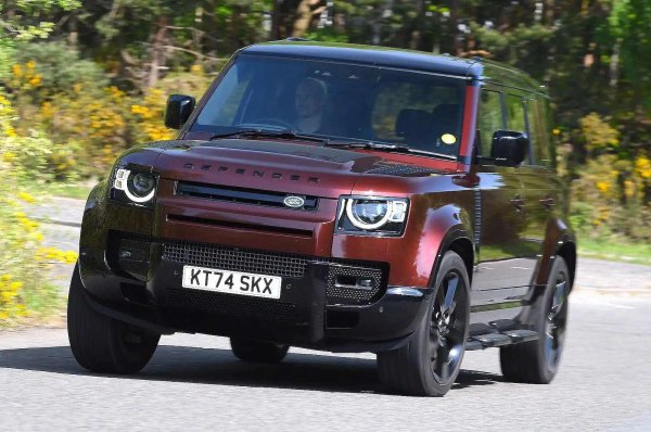 Рейтинг на надеждност: 94.6%

Най-чести дефекти: Навигация и мултимедия (5%), двигател (5%), електроника извън двигателя (3%), климатик (2%), каросерия (2%), спирачки (2%), интериорни детайли (2%), кормилно управление (2%) и окачване (2%).

Средни разходи за ремонт: В 100% от случаите &ndash; безплатно.

Време за престой в сервиза: 41% от колите са били готови в рамките на деня, а при 53% отстраняването на повредата е отнело повече от седмица.
