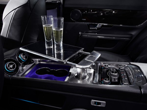 Jaguar XJ Ultimate 