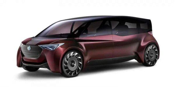 Toyota представи тази концепция като поглед към бъдещето на луксозните седани, като същевременно демонстрира и напредъка си във водородните технологии. Fine-Comfort Ride е електрически автомобил, но вместо заряден порт, има водородни горивни клетки. Според Toyota, прототипът има пробег до 1000 км.

