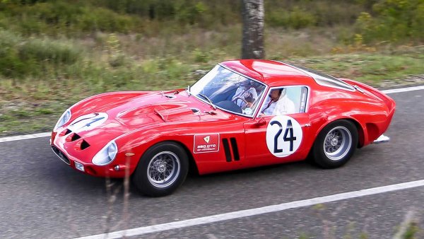 Ferrari 250 GTO е най-известният и най-скъп автомобил за всички времена, като ще навърши 60 години. Това е първата &bdquo;пътна&ldquo; кола, която е проектирана и създадена за участие в състезания от клат GT. Той е направен на техническата основа на 250 GT Berlinetta SWB, като е оборудван с V12 с двигател с мощност 300 к.с. Това е доста впечатляващо за автомобил с тегло от едва 880 кг. Най-скъпият автомобил на планетата е именно GTO, което през 2018 г. беше продадено за 70 млн долара.