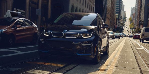 Макар и вече на солидна възраст, първият чист електромобил на BMW се радва на добро търсене, с 1627 продажби през юни и почти 8500 - от началото на годината. 
