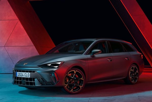 С 27 см по-дълъг от хечбека, Seat Leon ST почти удвоява наличното пространство в задното отделение. Приятен за шофиране във всяка версия, той се предлага с прилична гама от двигатели: бензинов, мек хибрид и турбодизел.