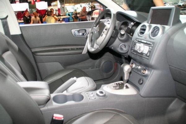 Nissan Qashqai / Автомобилен салон Париж 2008