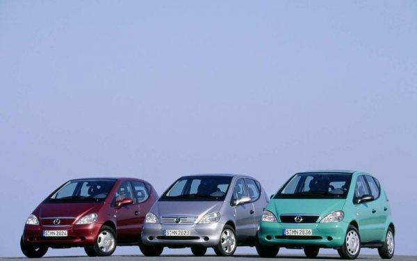 Поколение W168 на Mercedes-Benz A-Class е един от най-иновативните и интересни автомобили на XX  век. Заради своята интелигента конструкция и технически иновации той трябва да бъде ценен много, но не случва точно обратното - много хора незаслужено го пренебрегват. Вярно, че не е особено красив за гледане, но това не оправдава оценките по негов адрес. 
