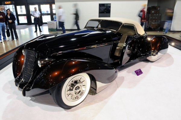 Кадри от тазгодишното американско автоизложение "Grand National Roadster Show"