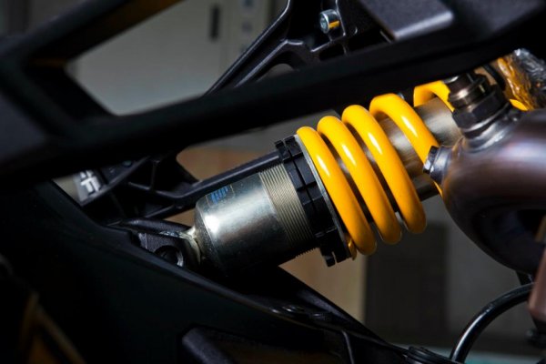 Ducati Bulgari - доработено от Вилнер Ducati Monster 1100 Evo