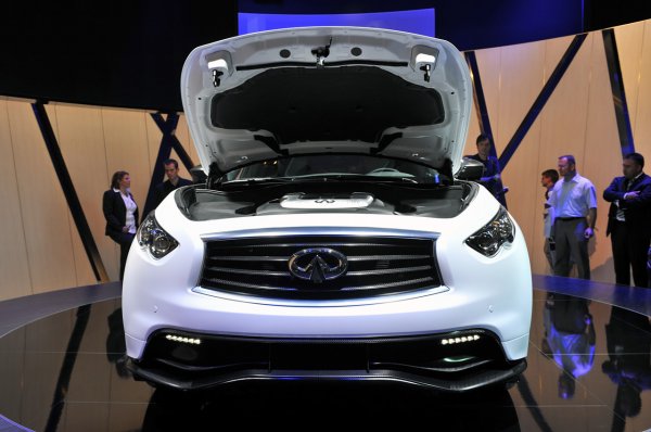 Infiniti FX Sebastian Vettel