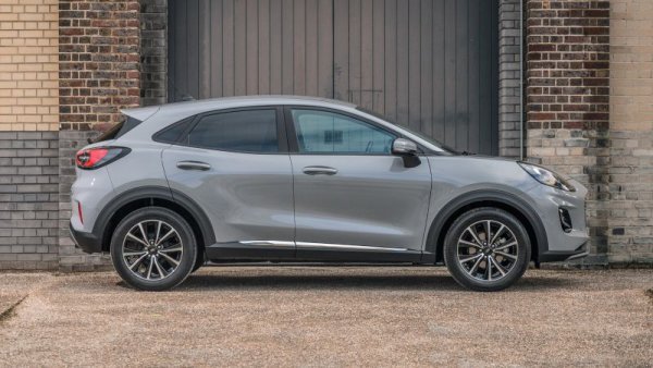 От основните играчи в Европа Ford е с най-голям спад тази година - 19.2 на сто. Пазарният дял пада с цяла единица. Чак не е за вярване, че преди пет години тази марка продаваше над милион коли годишно в Европа и бе в Топ 3 на пазара.

Пазарен дял: 4.4%
Продажби през 2017: 1,043,085
