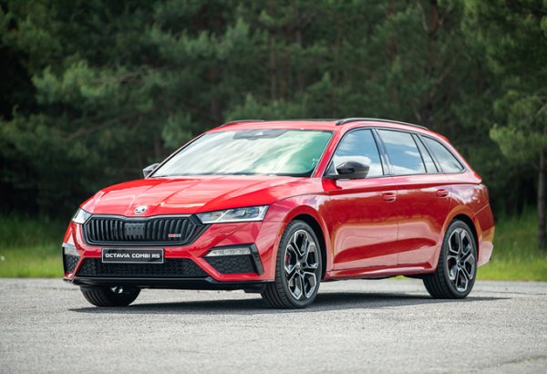 Над 8% спад на годишна база за Skoda, която бе сред най-засегнатите от кризата с микрочиповете. Пазарният дял пада с четири десети. 

Пазарен дял: 5.0%
Продажби през 2017: 704,293
