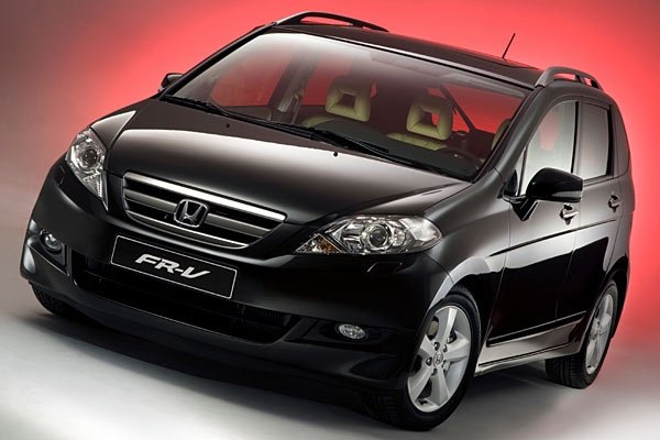 Honda FR-V разполага със 6 седалки, разположени в два реда, снимка:© Honda Motor Europe 