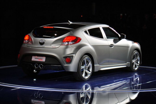Детройт 2012 - Hyundai Veloster Turbo