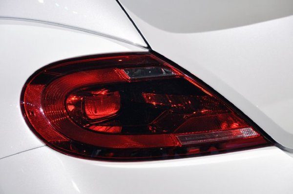 Премиерата на новия VW Beetle от автосалон Ню Йорк 2011