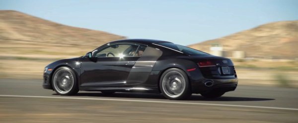 Оригиналното Audi R8 е страхотна кола, независимо дали има V8 или V10 под капака, но в Hagerty са по-загрижен за това какво е другото оборудване. Експертите отчитат, че първото поколение на R8 с автоматична скоростна кутия повишава цената си за разлика от версията с тромавата роботизирана ръчна трансмисия.